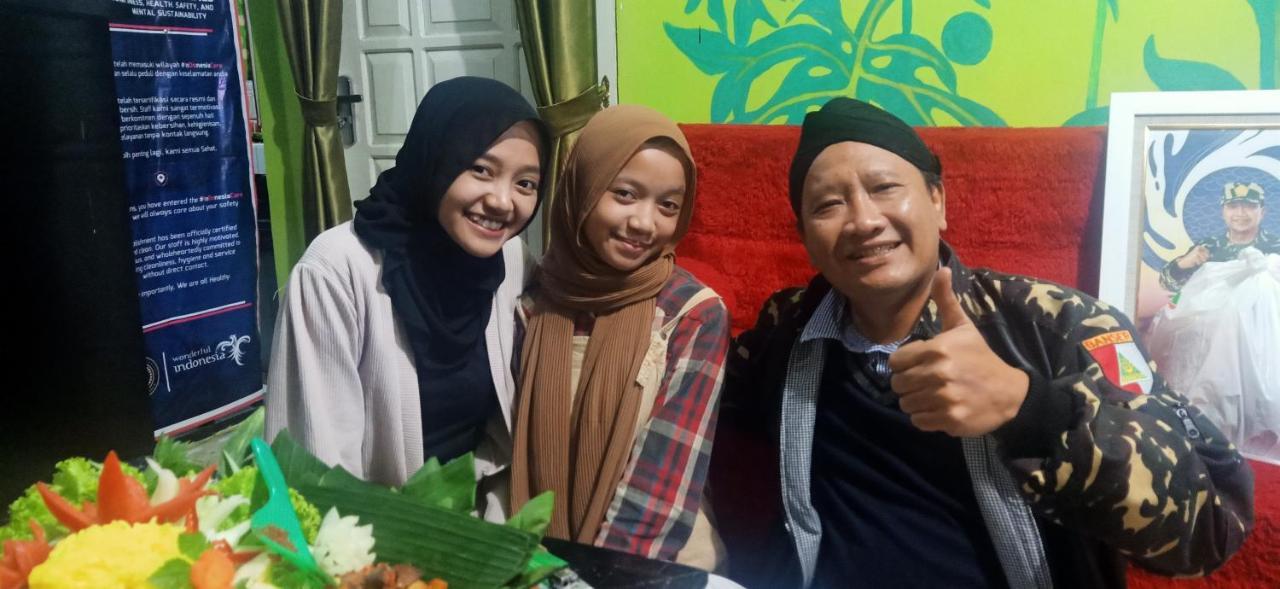 Green Savannah Homestay Syariah Diyeng Exteriör bild