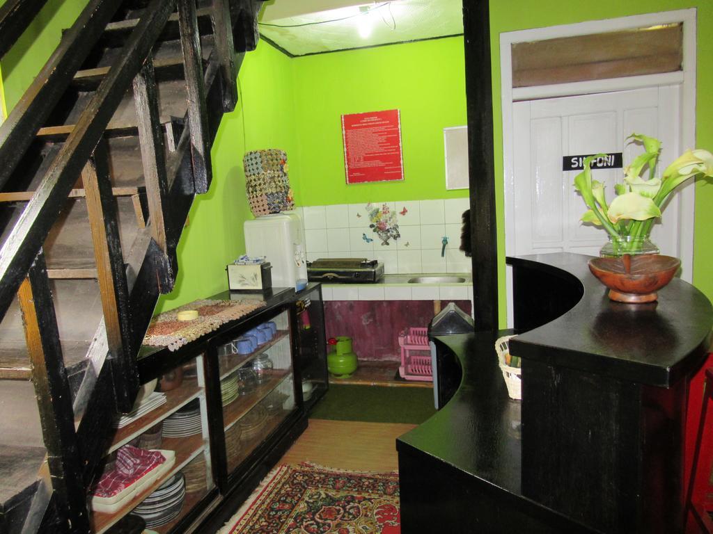 Green Savannah Homestay Syariah Diyeng Exteriör bild